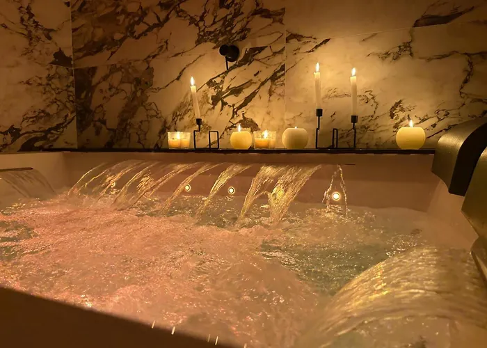 BEDBLUESKY-Sparklingsuite nel centro di Dolceacqua